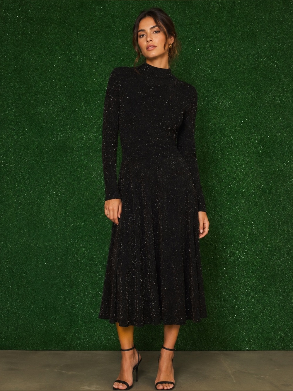 NWT H&M Glittery Sparkle Black/Gold Midi Jersey Dress
Women's size Medium